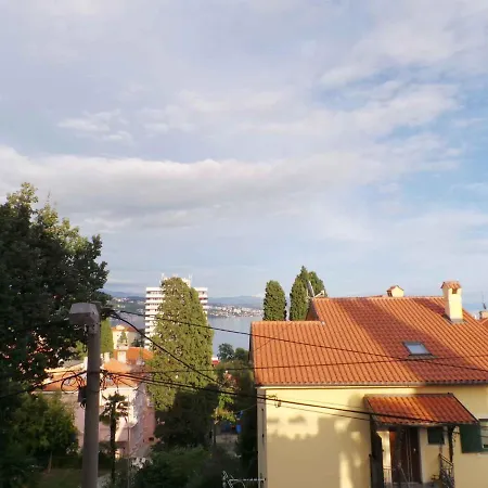 15694 * Opatija